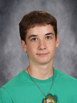 Headshot of Ronan Lautaru.