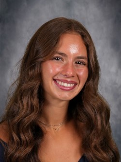 Headshot of Kailey Gomez.