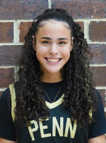 Jillian Sanderson headshot.